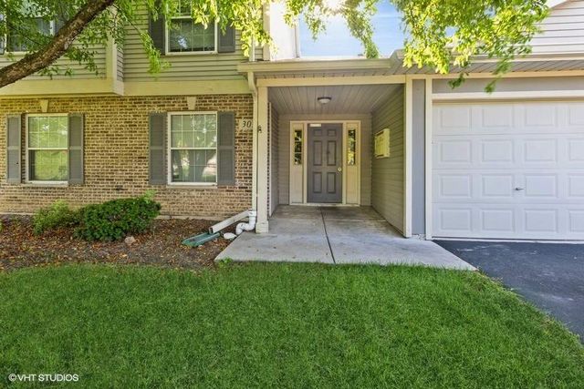 305 Buckingham Cir #A, Elgin, IL 60120