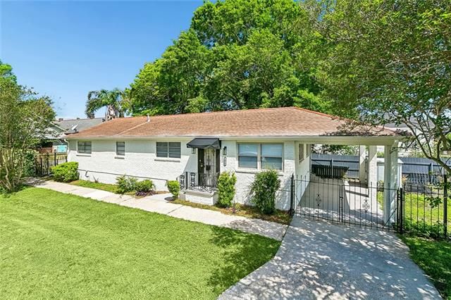 1020 Red Allen Way, New Orleans, LA 70114