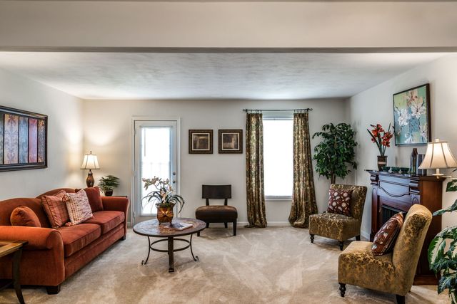 Apartments 23231