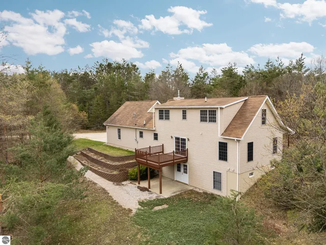 2387 N  45th Rd, Manton, MI 49663