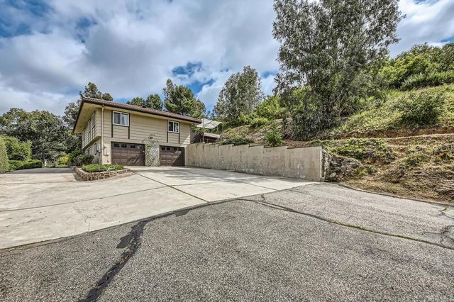 29515 Lilac Rd, Valley Center, CA 92082