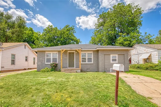 1005 N  Adams Ave, Elk City, OK 73644