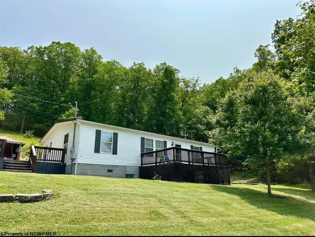 403 Diamond St, Elkins, WV 26241