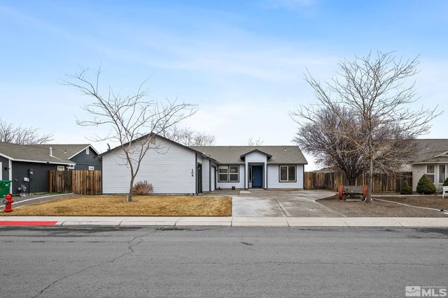 104 Shadow Mountain Dr, Fernley, NV 89408