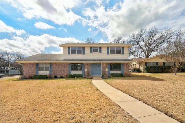 2801 Winston Ct, Austin, TX 78731