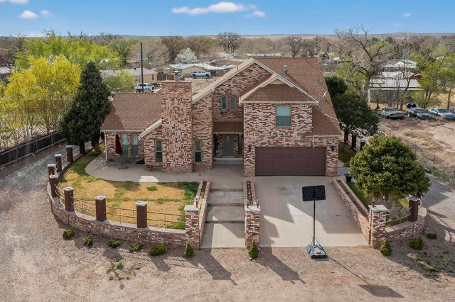 7129 Isleta Blvd SW, Albuquerque, NM 87105
