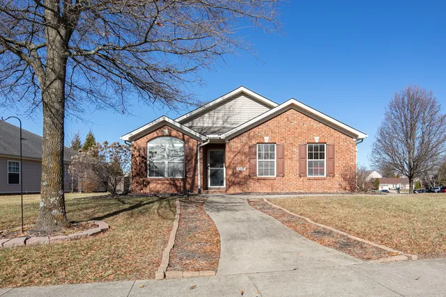 101 Bottletop Ct, Georgetown, KY 40324