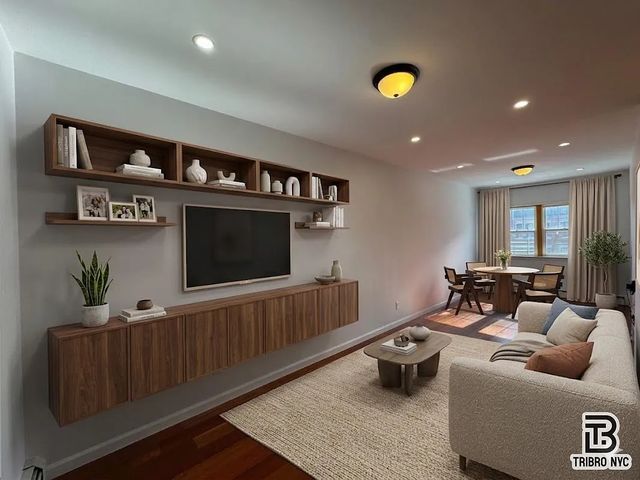 425 E  12th St #4E, New York, NY 10009