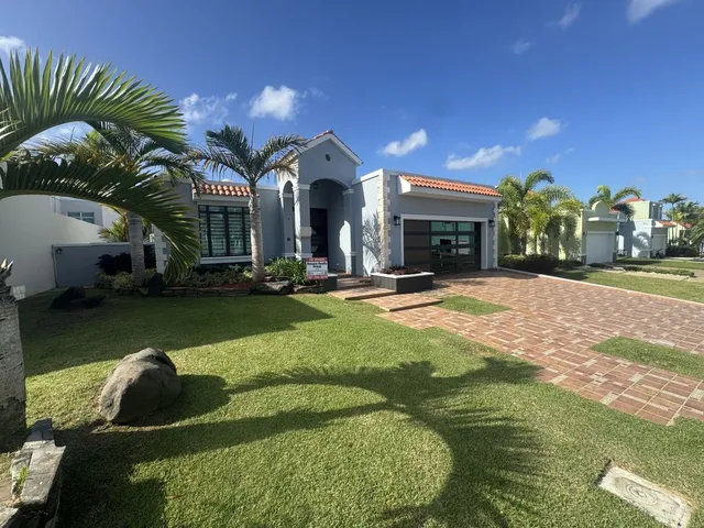 Jasper Treasure Point #44, Vega Alta, PR 00692