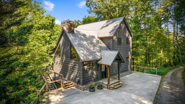 571 Misty Mountain Trl, Morganton, GA 30560