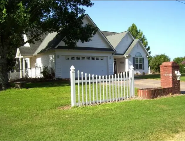 999 Little River 17, Ashdown, AR 71822