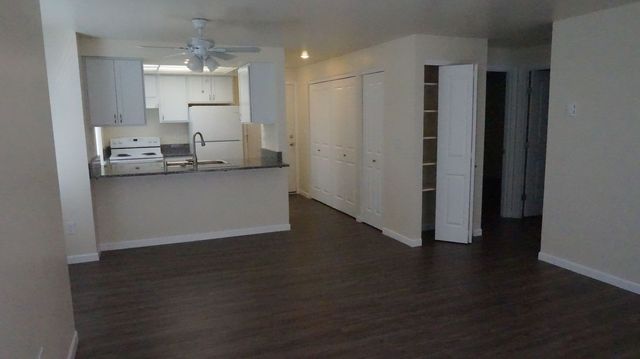 5680 Eagle Pkwy #2, Ferndale, WA 98248