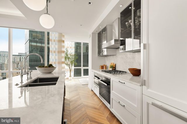 300 International Dr #2308, Baltimore, MD 21202