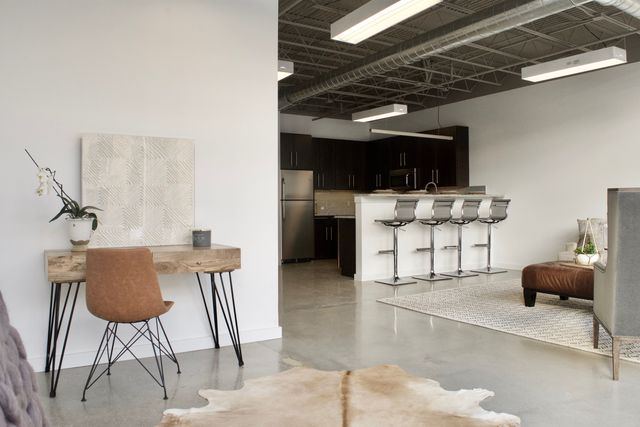 232 E  Michigan Ave #203, Kalamazoo, MI 49007