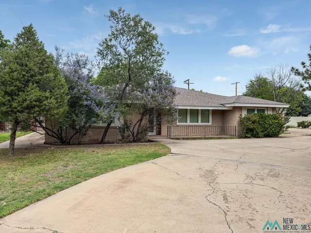 700 E  Baja Dr, Hobbs, NM 88240