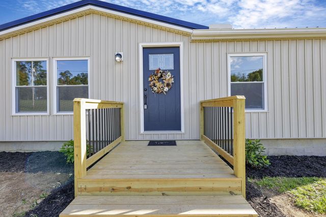 5475 Rush Creek Rd NW, Somerset, OH 43783