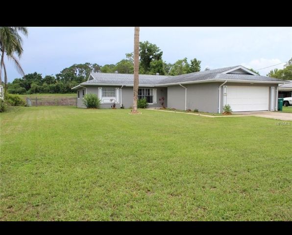 303 Floral Ave, Eustis, FL 32726