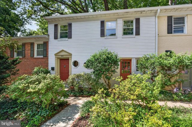 8502 Geren Rd #19, Silver Spring, MD 20901