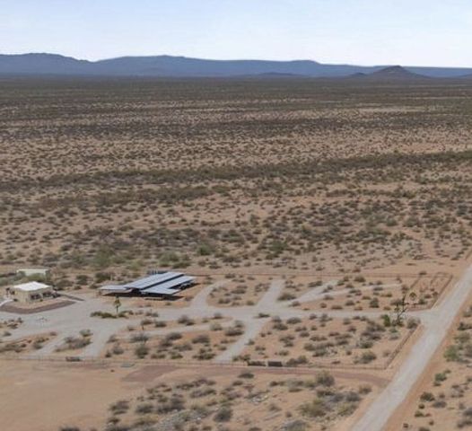 43824 W  Luna St, Wickenburg, AZ 85390