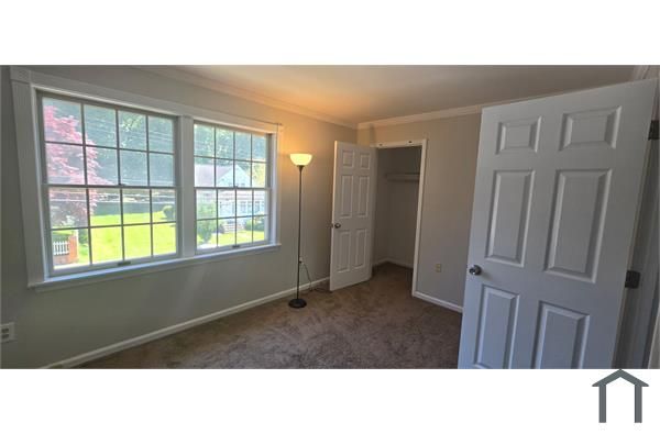 22 Chamberlain St #22, East Haven, CT 06512