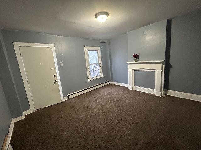 27 Passaic St, Trenton, NJ 08618