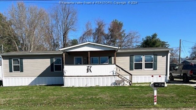 56 Dogwood Dr, Millwood, WV 25262