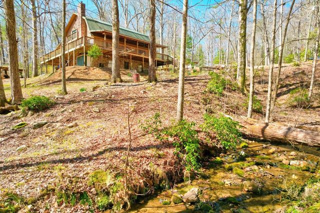 955 Stover Creek Cv, Blue Ridge, GA 30513