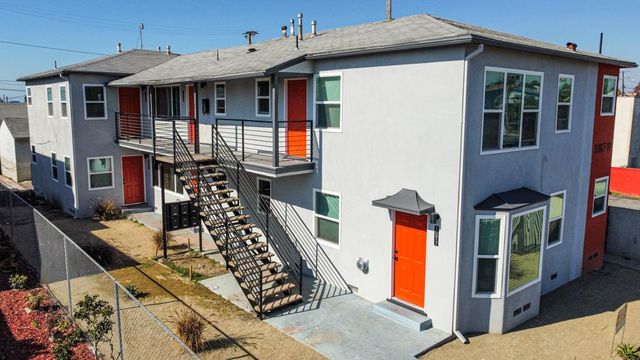 10819 S  Western Ave, Los Angeles, CA 90047