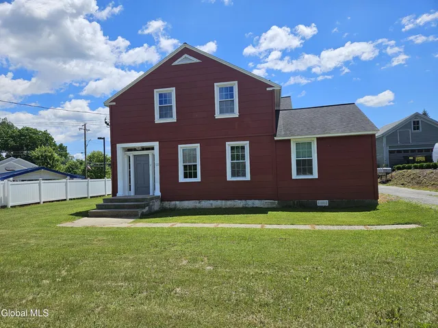 121 Lake Hill Road, Burnt Hills, NY 12027