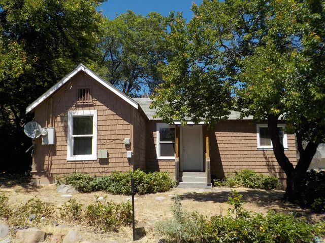 525 Burma Rd, Susanville, CA 96130