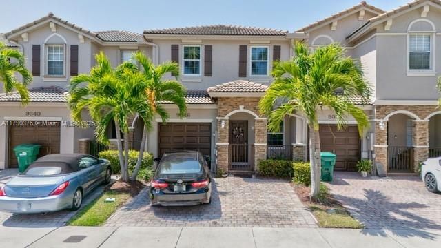 9346 SW 221st St, Cutler Bay, FL 33190