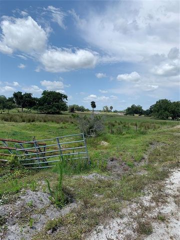 1012 Cattle Ranch Rd #17, Venus, FL 33960