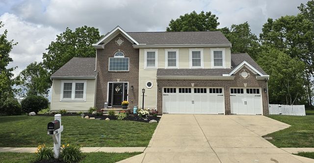 246 Weeping Willow Run Dr, Johnstown, OH 43031