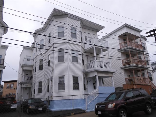 22-24 Cedar St, Lawrence, MA 01841