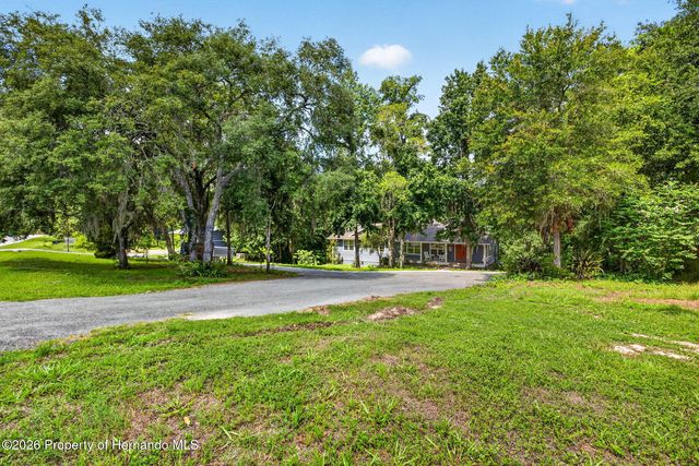 4243 Nancy Creek Blvd, Brooksville, FL 34602