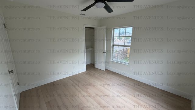 305 N  Oak Cliff Blvd, Dallas, TX 75208
