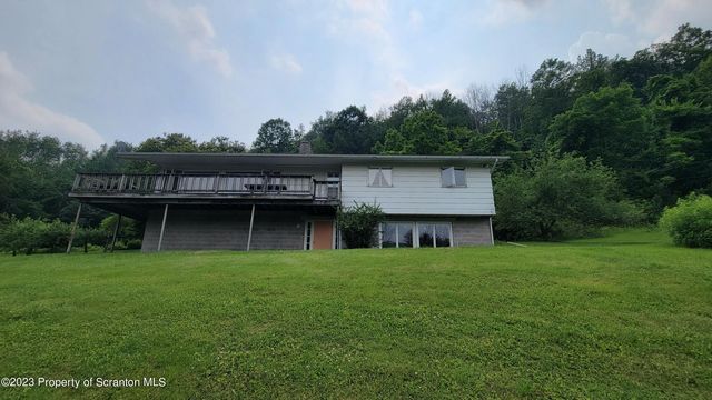 8593 State Route 106, Kingsley, PA 18826