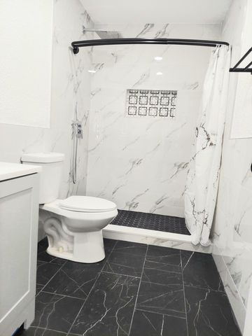 3610 NW 21st St #213, Fort Lauderdale, FL 33311