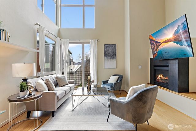 4206 213th Place SE #35, Issaquah, WA 98029