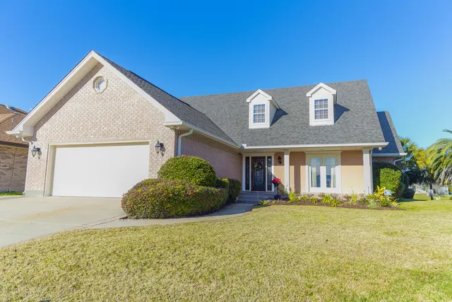 423 Charles Ct, Slidell, LA 70458