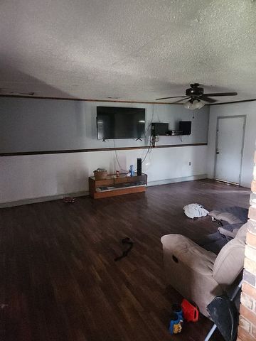18921 S  State Highway 27, Rover, AR 72860