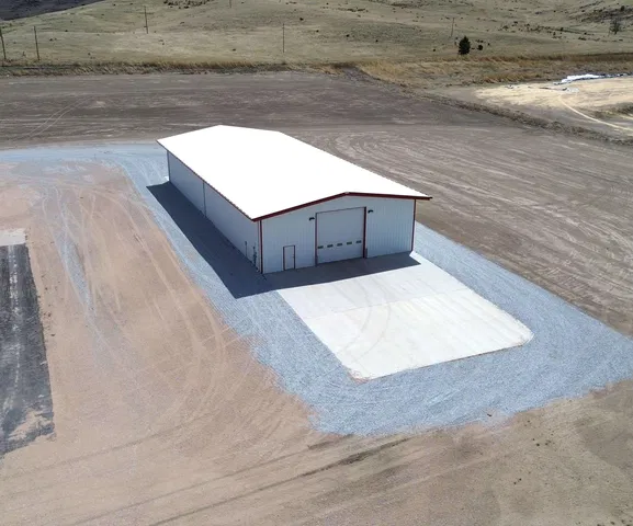 34683 Highway 6, Wauneta, NE 69045