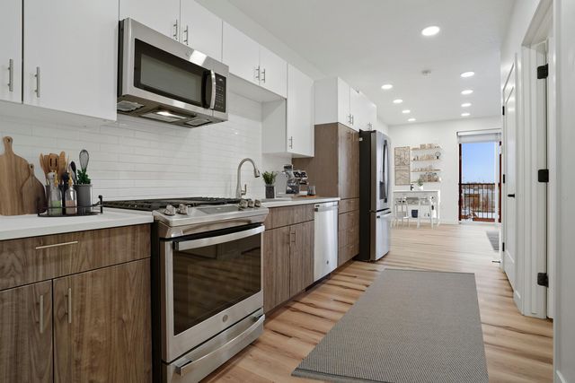 828 S  Richards St #430678422, Salt Lake City, UT 84101