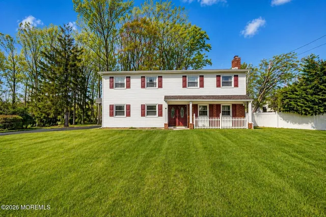 4 Fletcher Drive, Morganville, NJ 07751