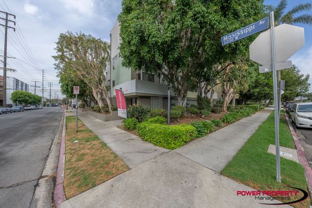 11263 Mississippi Ave  #204, Los Angeles, CA 90025