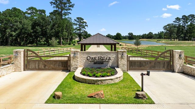 200 Hidden Oak Dr #24, Hockley, TX 77447