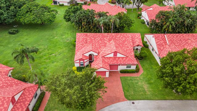 7624 Lexington Club Boulevard #A, Delray Beach, FL 33446