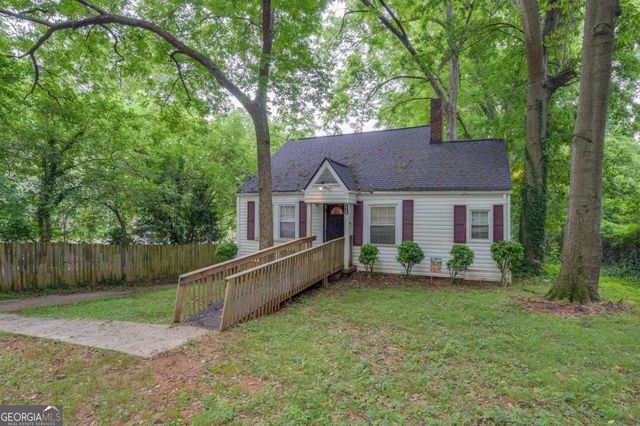 2720 Randall St, East Pt, GA 30344
