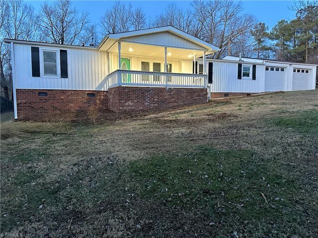 6078 Sunset View Dr, Archdale, NC 27263
