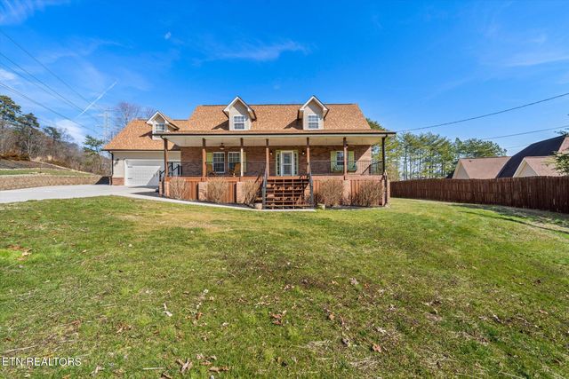 6828 Mountain Shadow Dr, Knoxville, TN 37918